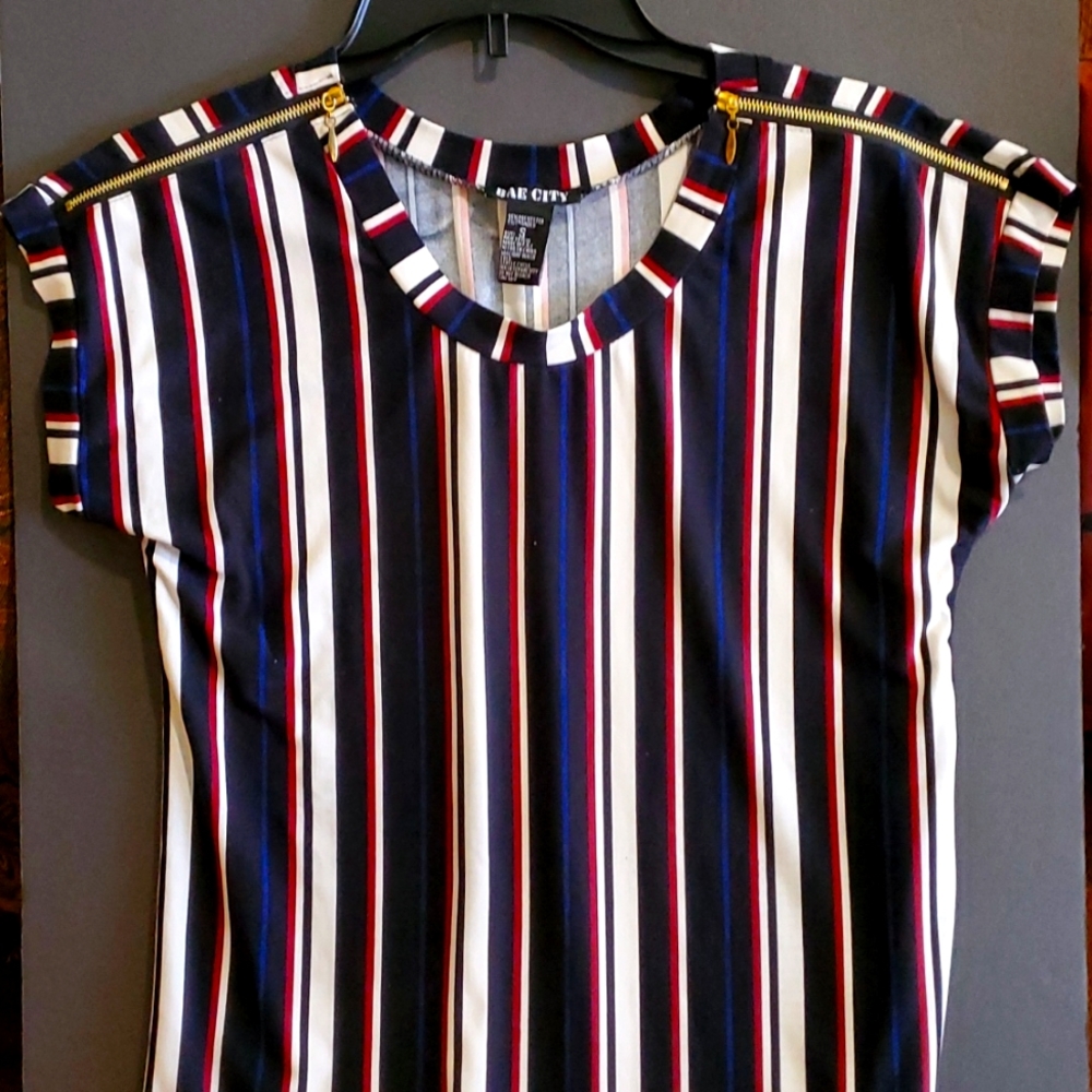Stripped dress shirt, s